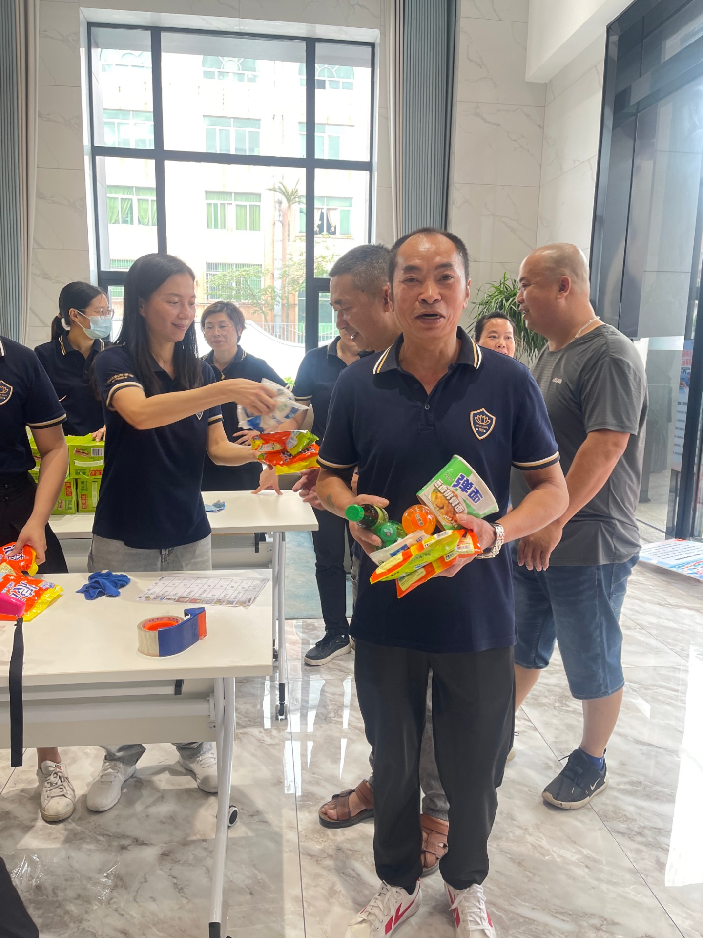 13丰盛奖品-1.jpg