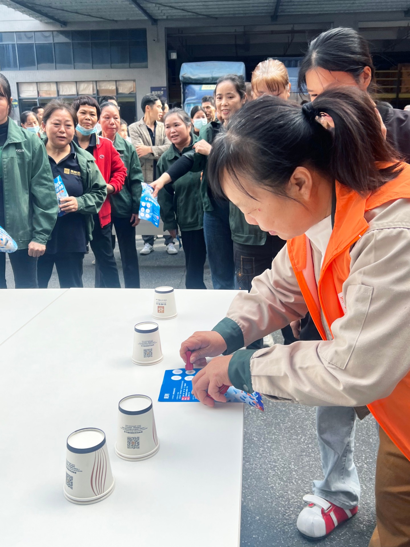 1764204352497014.jpg 翻纸杯-3.jpg